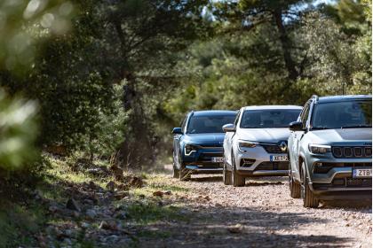 Jeep Compass e-Hybrid vs KIA Niro Hybrid vs Renault Arkana E-Tech